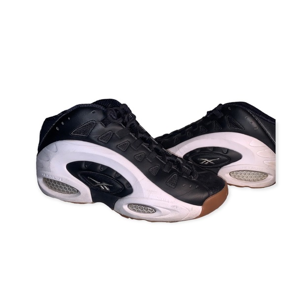 Reebok ES22 OG - Available - SneakerNews.com